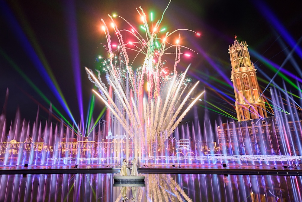 ハウステンボス×エヴァンゲリオン｜8K映像とライドモーションが織りなす「迎撃要塞」の臨場感